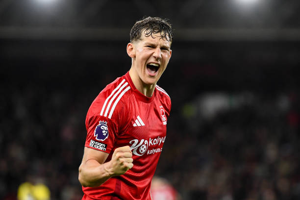 英超赛场上 英超赛场上