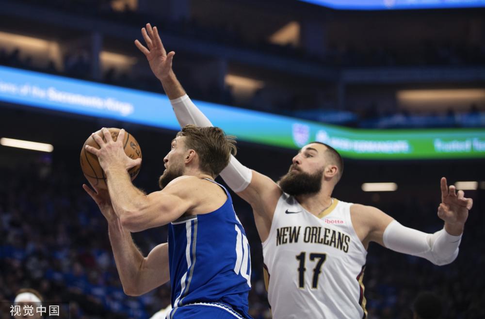 深感悲痛 深感悲痛